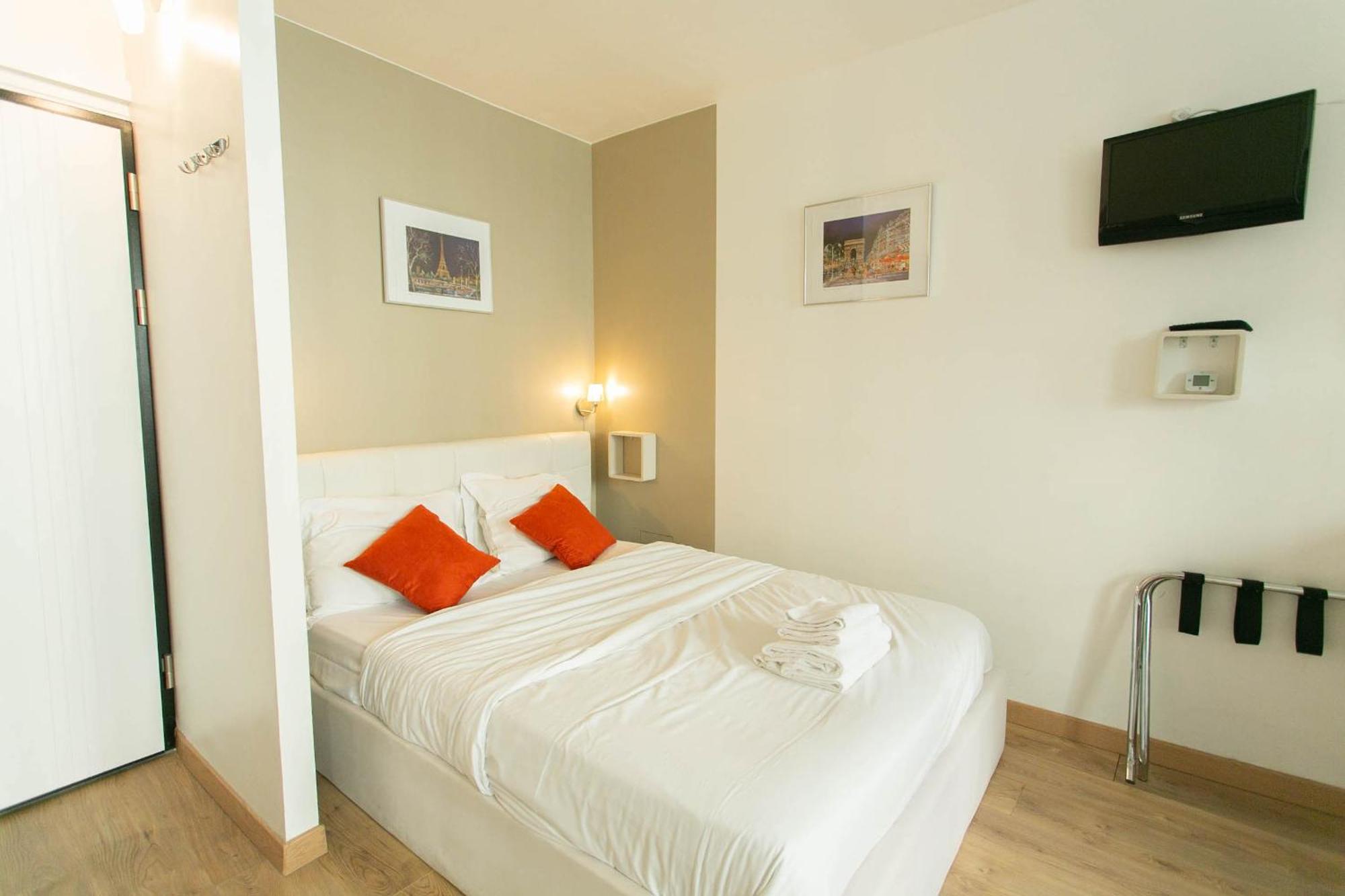 Bnbnova - Champs Elysees & Arc De Triomphe Appartement Parijs